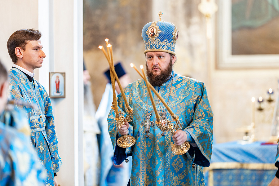 Архиерейское богослужение в Скорбященском храме села Шарапово м.о. Чехов